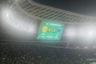卡福代表巴西队领公平竞赛奖：足球可以让我们实现社会平等